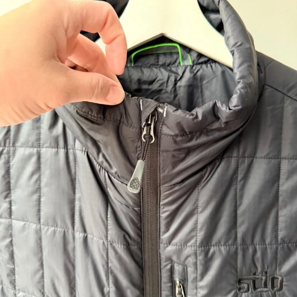 Stio Azura Insulated Vest Men’s Black Lightweight Quilted Full Zip , Size M C37